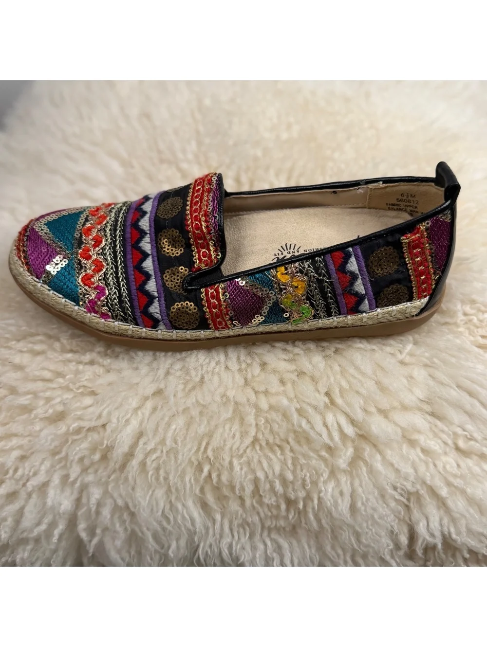 Beacon Womens 6.5 M Embroidered Sequin Espadrille Loafers Boho Multicolor Flats